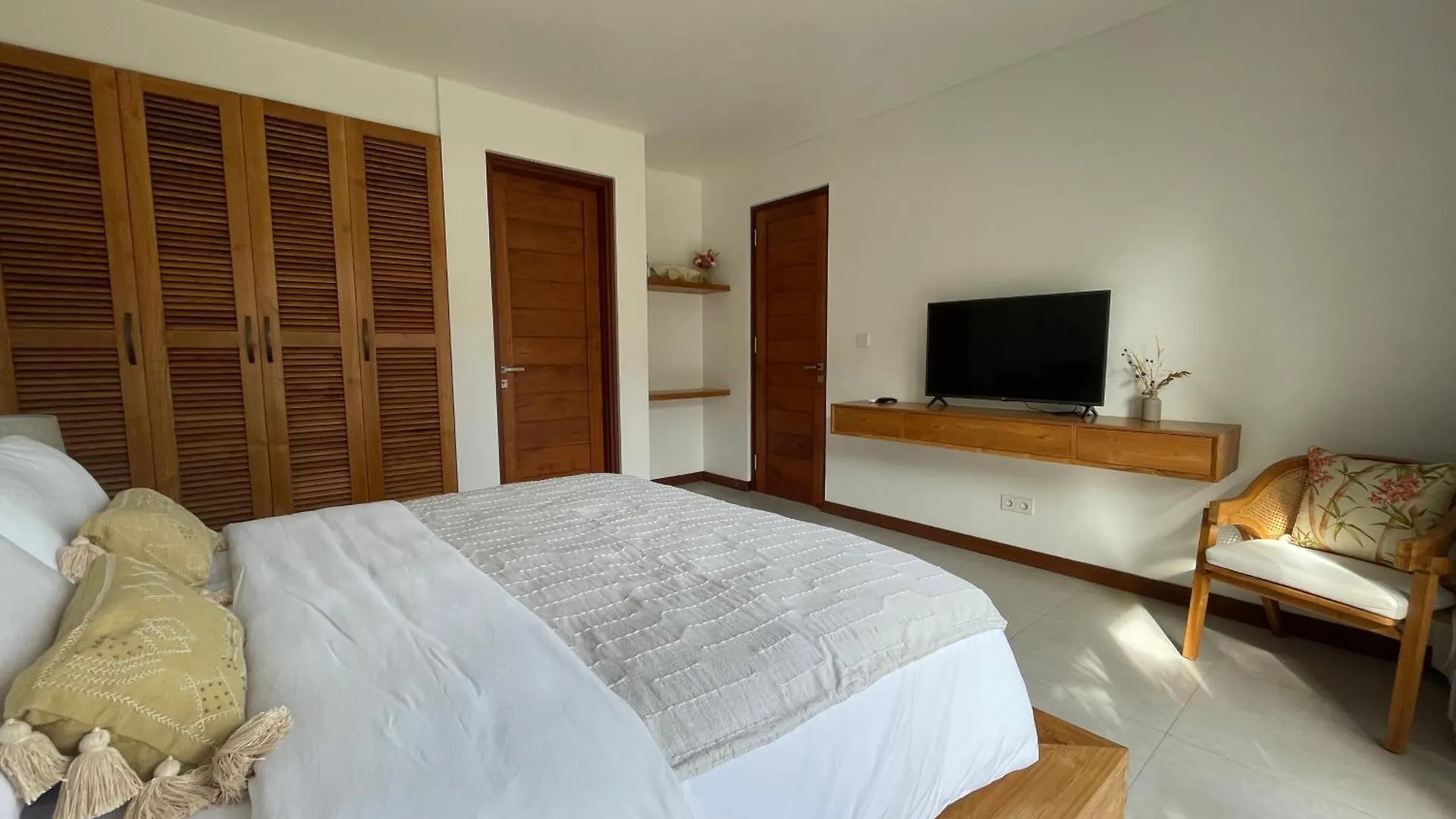 Villa Merah Nusa Dua  Indonesia