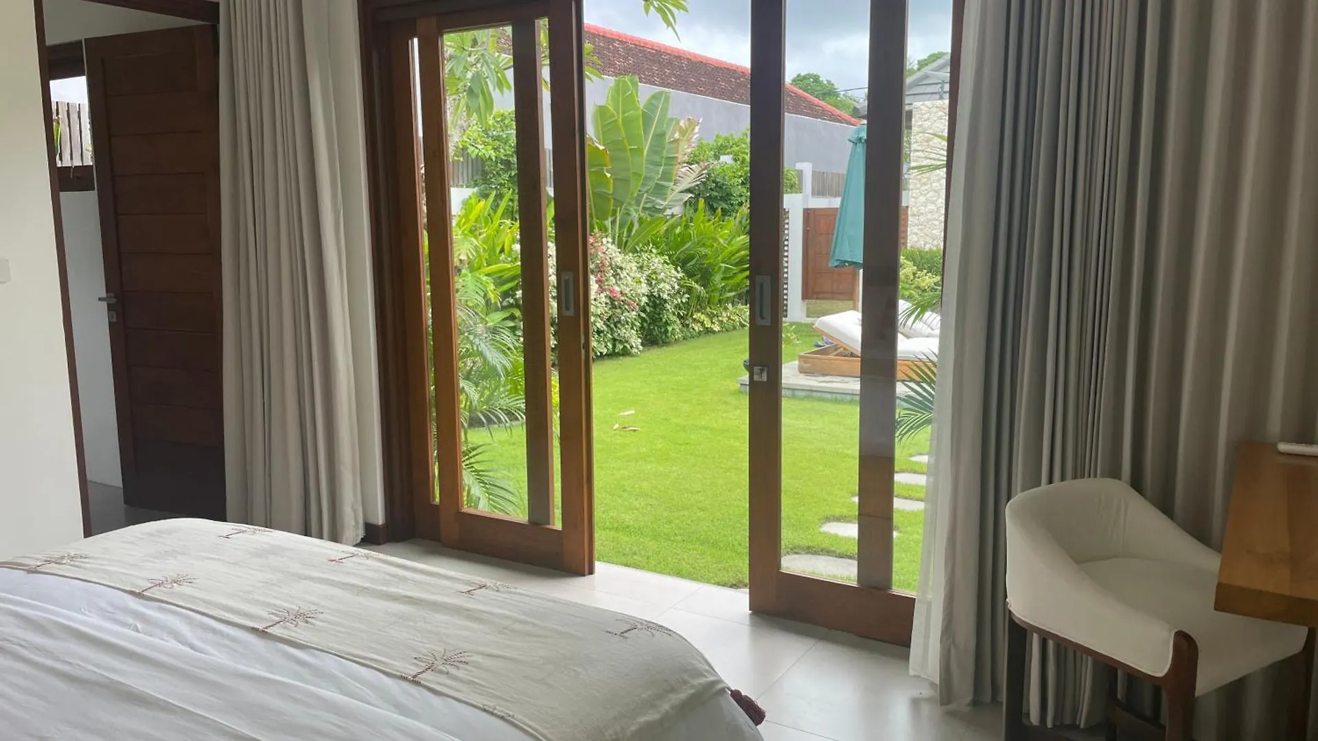 Villa Merah Nusa Dua   Nusa Dua (Bali)