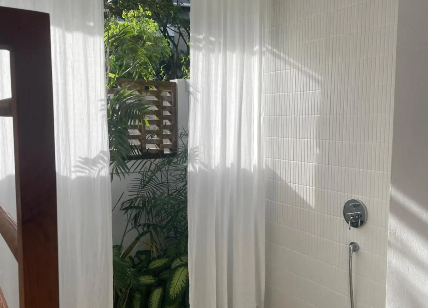 Villa Merah Nusa Dua