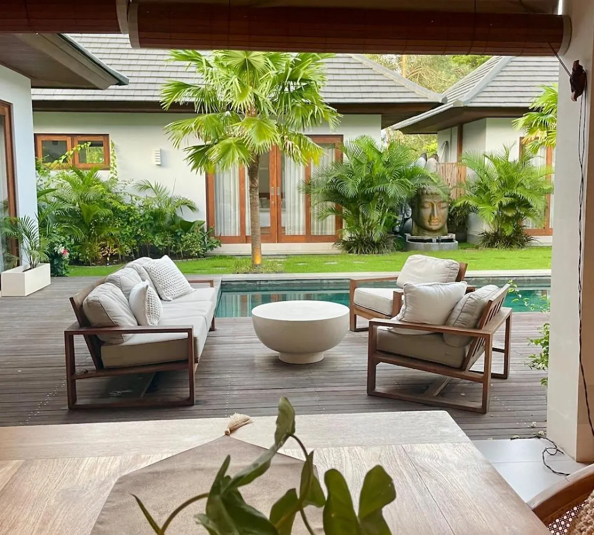 Villa Merah Nusa Dua  0*, Nusa Dua (Bali)